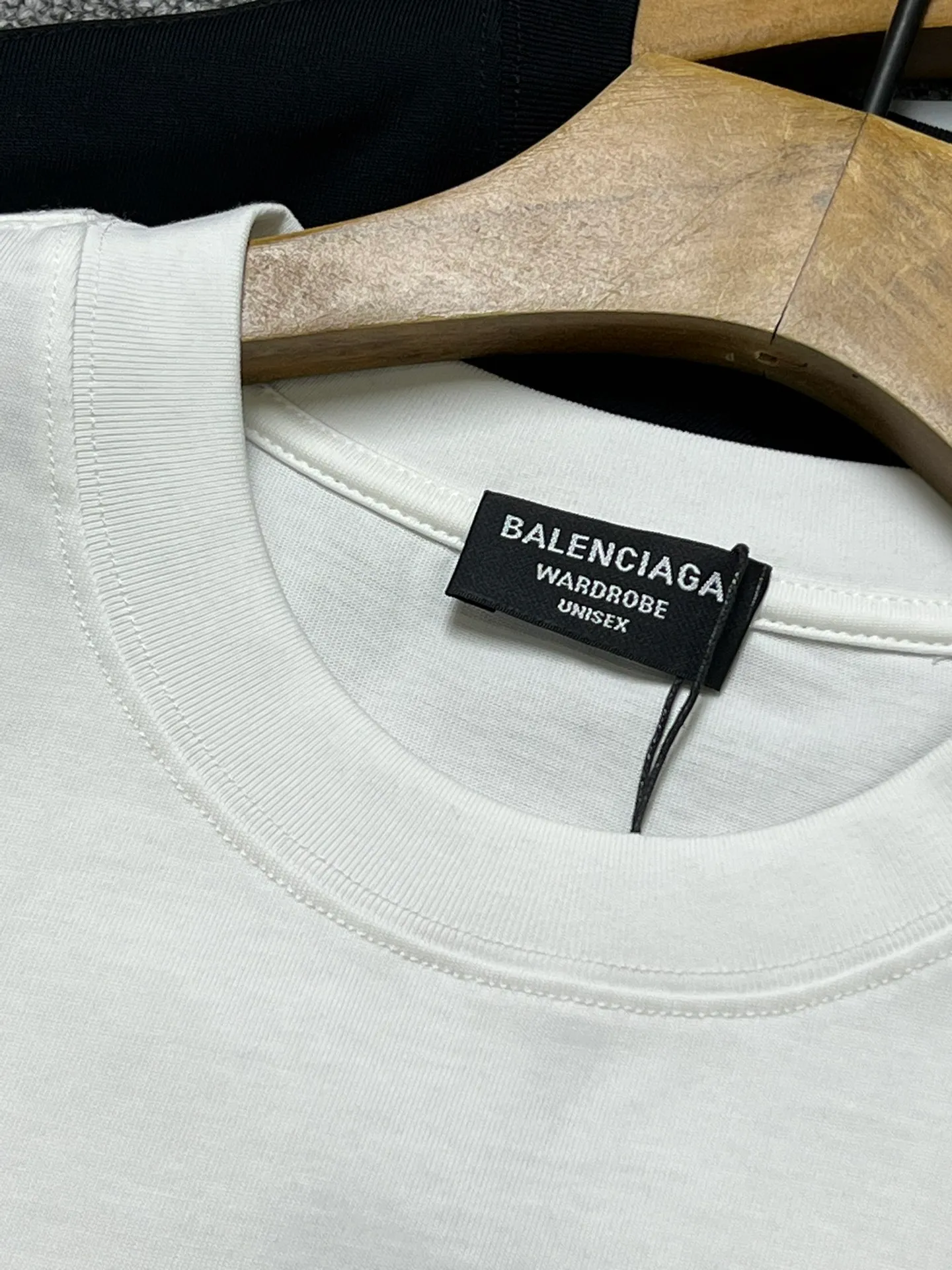 🔥🔥🔥 BALENCIAGA LOGO ， Retro Same Style T Versatile : Black White
